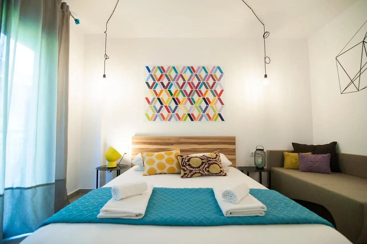 Mazi Rooms Venizelou Thessaloniki 0*,  Greece